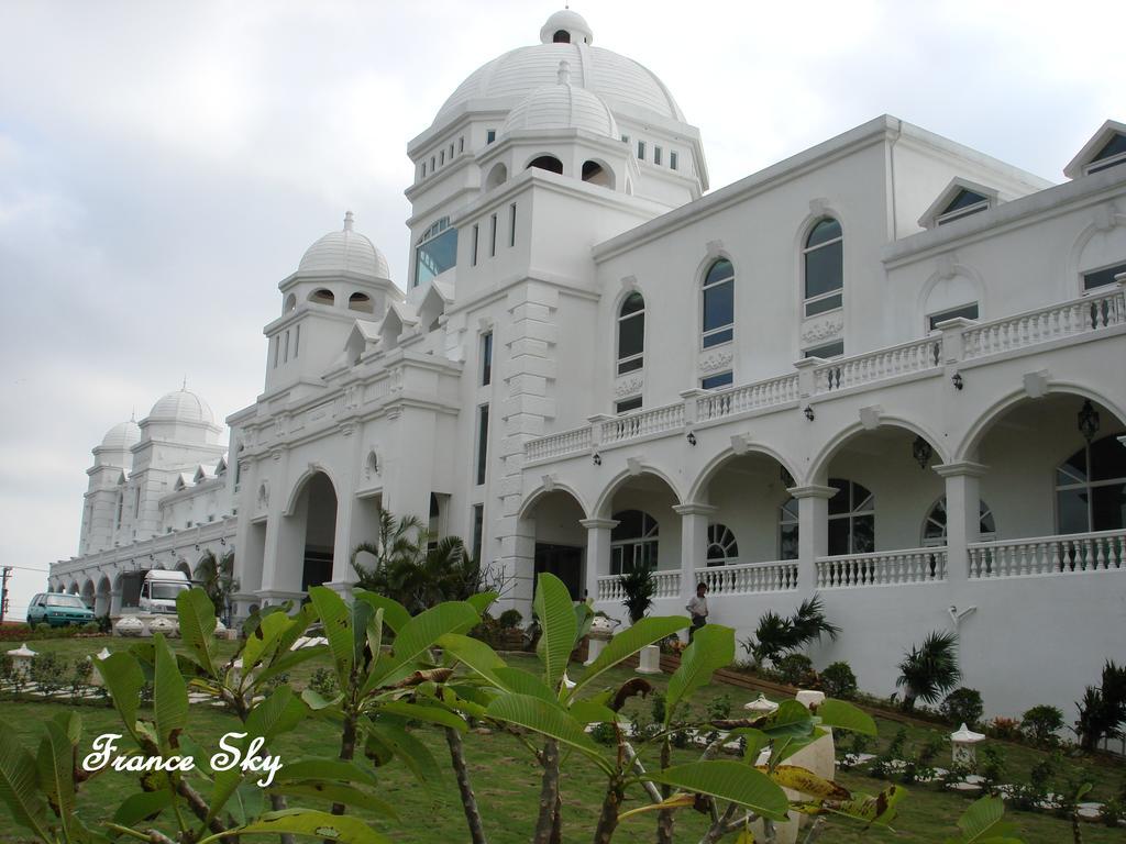 Empire Pacific Castle Otel Yangmei Dış mekan fotoğraf