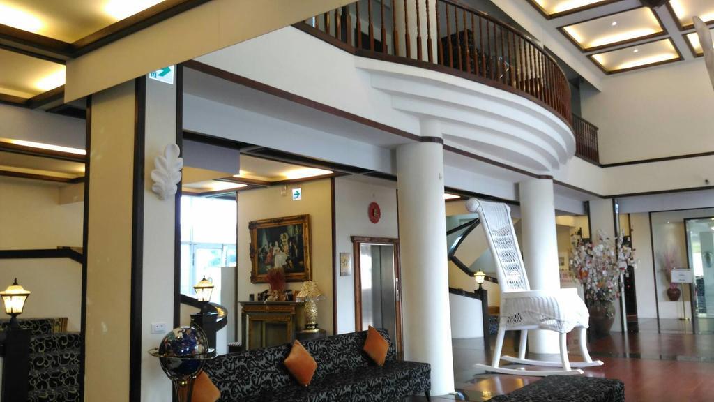 Empire Pacific Castle Otel Yangmei Dış mekan fotoğraf