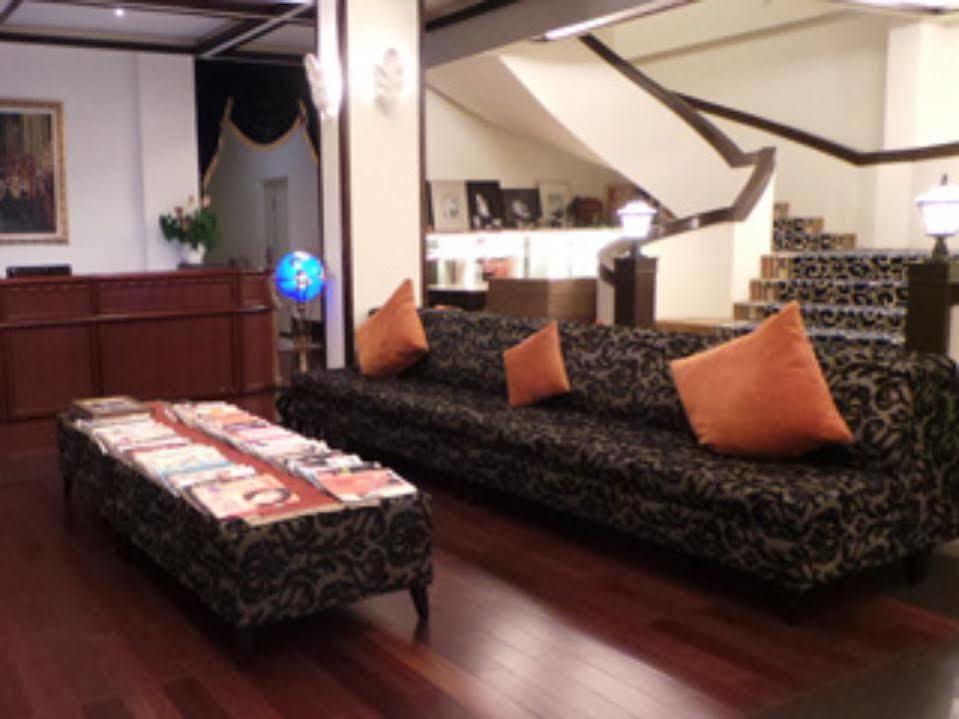 Empire Pacific Castle Otel Yangmei Dış mekan fotoğraf